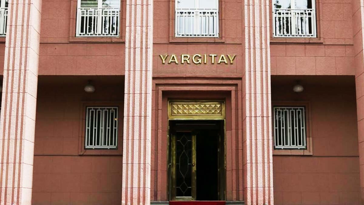 Yargıtay bu kez işçiyi haksız buldu: İş kıyafeti giymezsen tazminatsız kovulabilirsin