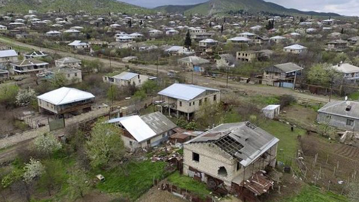 Dağlık Karabağ’da 27 yıl sonra ezan sesleri yükseldi