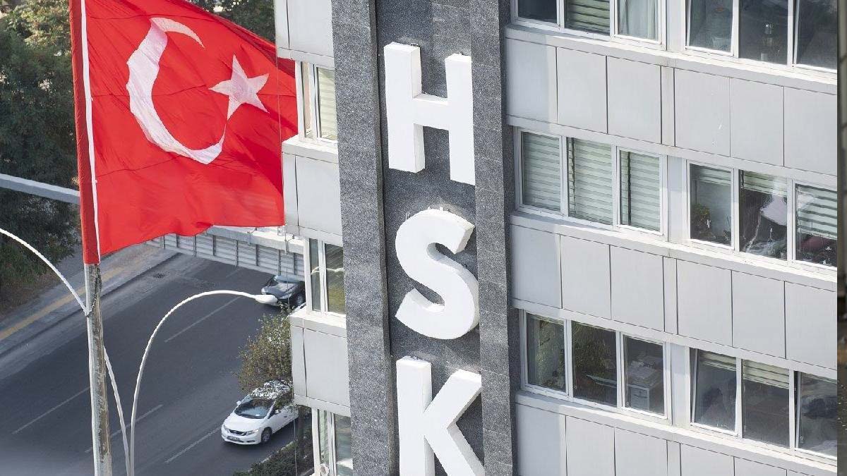 Son dakika! Meslekten ihraç edilen 2 hakim gözaltına alındı