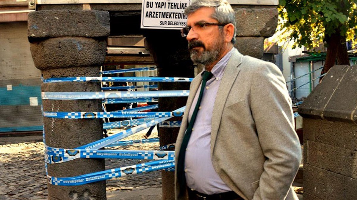 Tahir Elçi davasında reddi hakim talebi! Duruşma 2021'e ertelendi