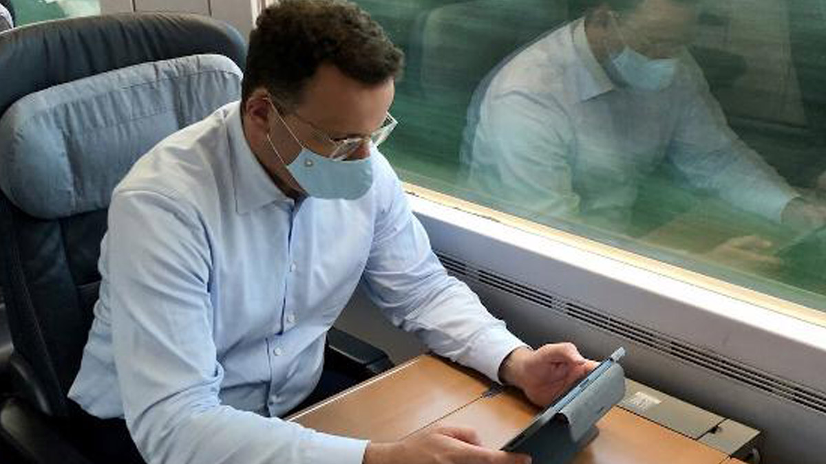 Son dakika!  Almanya Sağlık Bakanı koronavirüse yakalandı