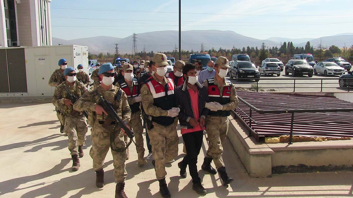 5 ilde KCK operasyonu! 15 şüpheli gözaltına alındı