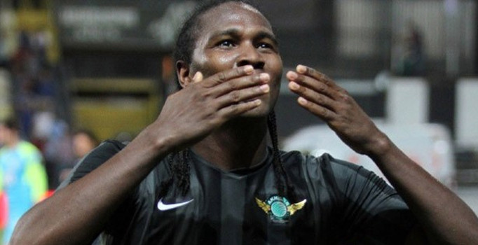 Serdar Aziz'den sonra Rodallega da Galatasaray'a imzayı atıyor