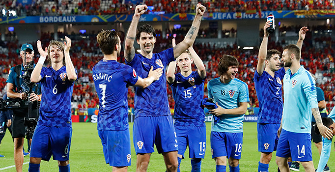 Hırvatlar rütbe söktü: Hırvatistan 2-1 İspanya