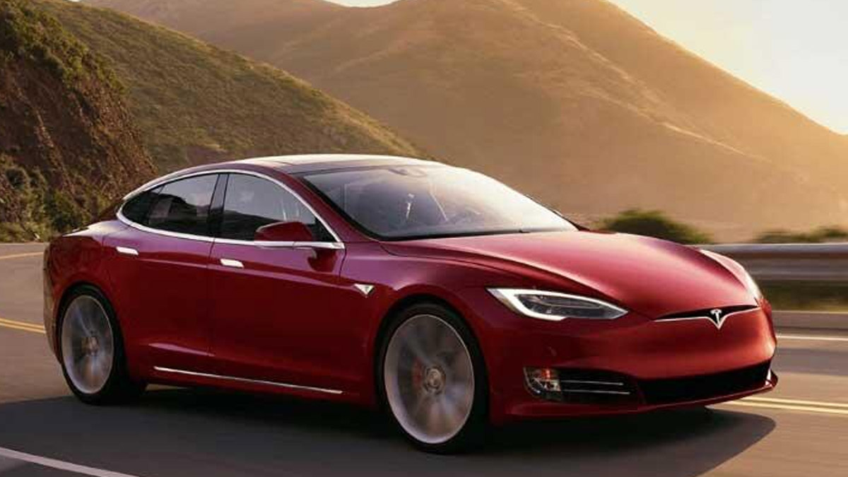 Tesla, 50 bin aracı geri çağırıyor