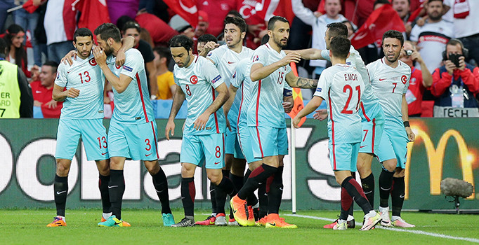 Biz bitti demeden bitmez! Çek Cumhuriyeti 0-2 Türkiye