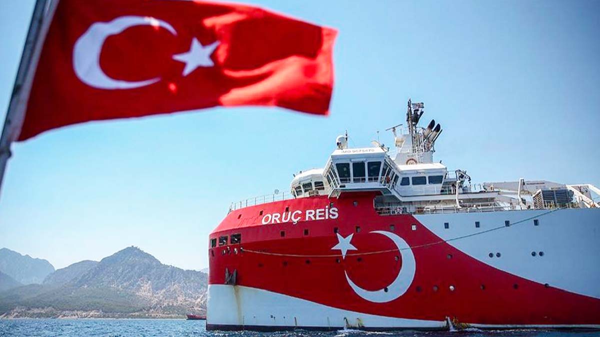 Türkiye'den yeni NAVTEX: Oruç Reis 4 Kasım'a kadar Doğu Akdeniz'de