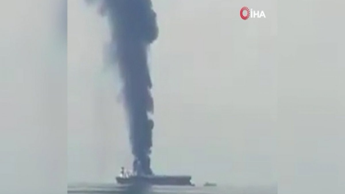 Rusya'ya ait petrol tankerinde patlama