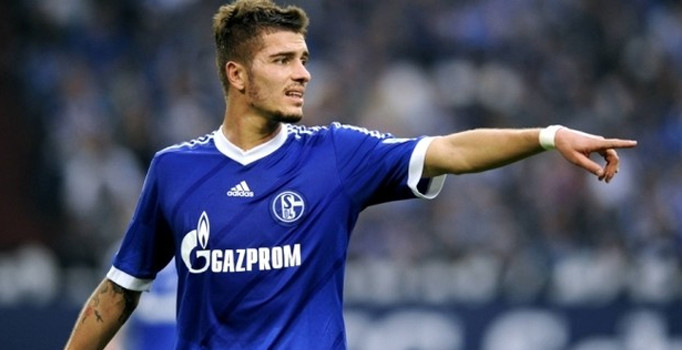 Roman Neustadter, Schalke 04 kulübünden ayrıldığını resmen açıkladı