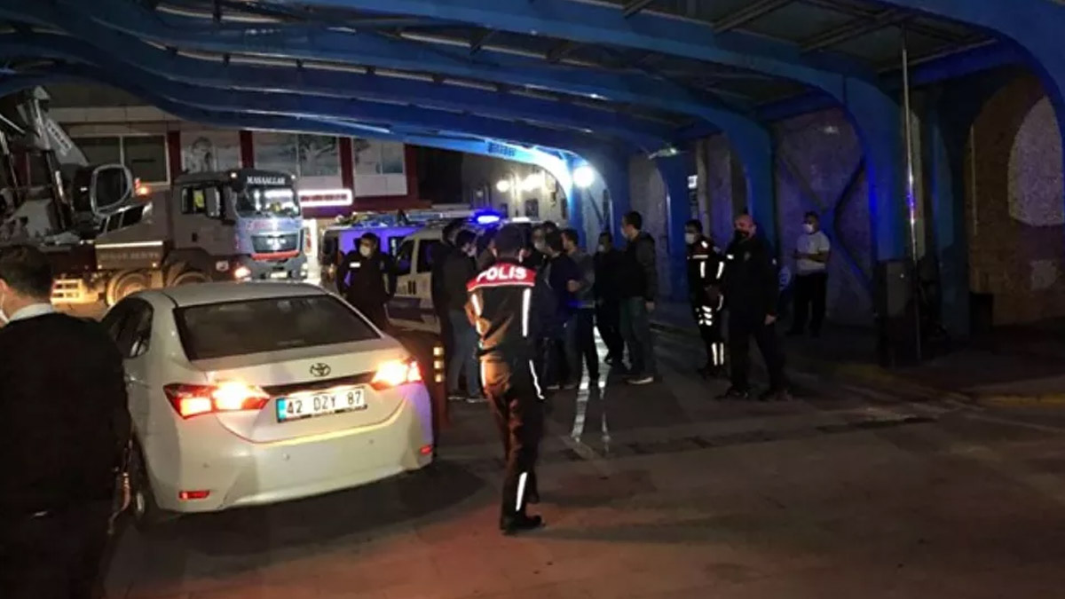 Konya'da kız meselesi kanlı bitti! Ölen şahsın yakınları polisle arbede yaşadı