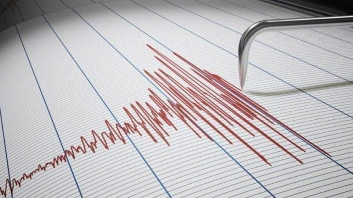 İran'da 5,2 şiddetinde deprem