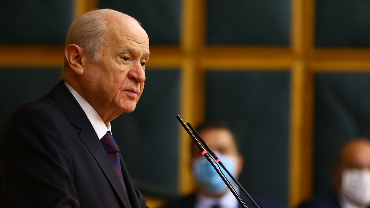 Bahçeli'den muhalefete sert tepki: Askıda ekmek vardır ama sokakta hayır yoktur