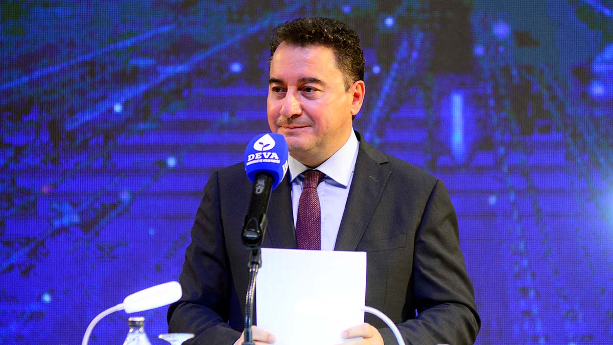 Babacan: Hazine'de para bırakmadılar, boşuna dış güçler demeyin