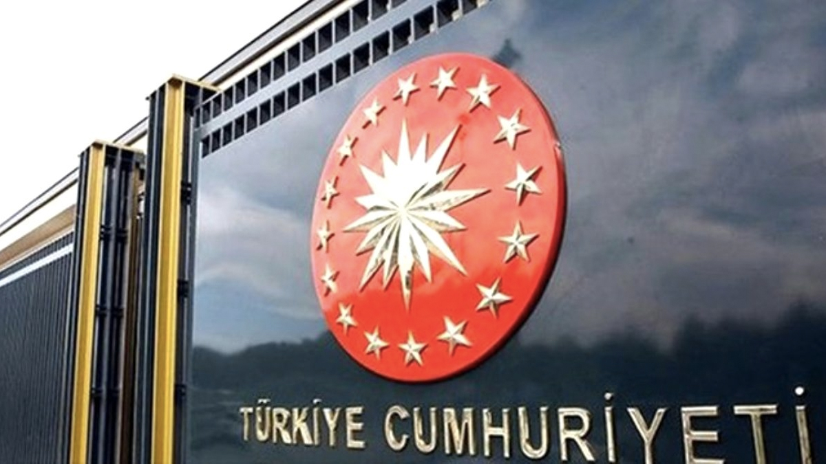 Cumhurbaşkanı Erdoğan'ı hedef alan Charlie Hebdo'ya Ankara'dan sert tepki