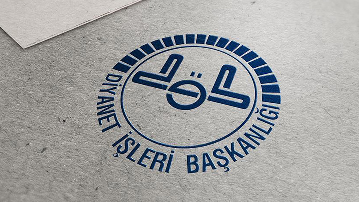 Diyanet, Charlie Hebdo'yu kınadı: İnsanlığın yüz karası menfur dergi