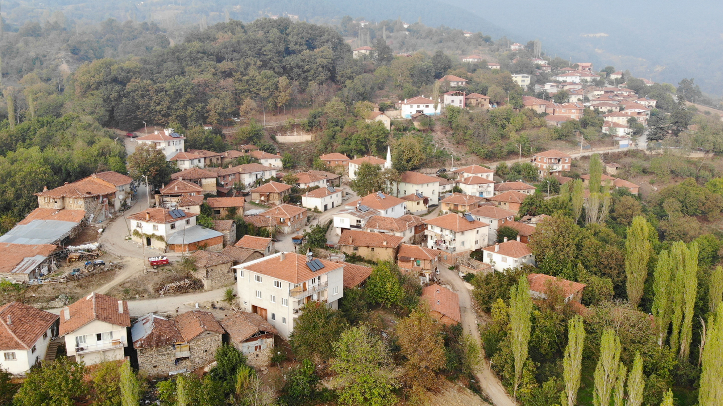 Bu köye koronavirüs hiç uğramadı: Dışardan kimseyi kabul etmiyorlar
