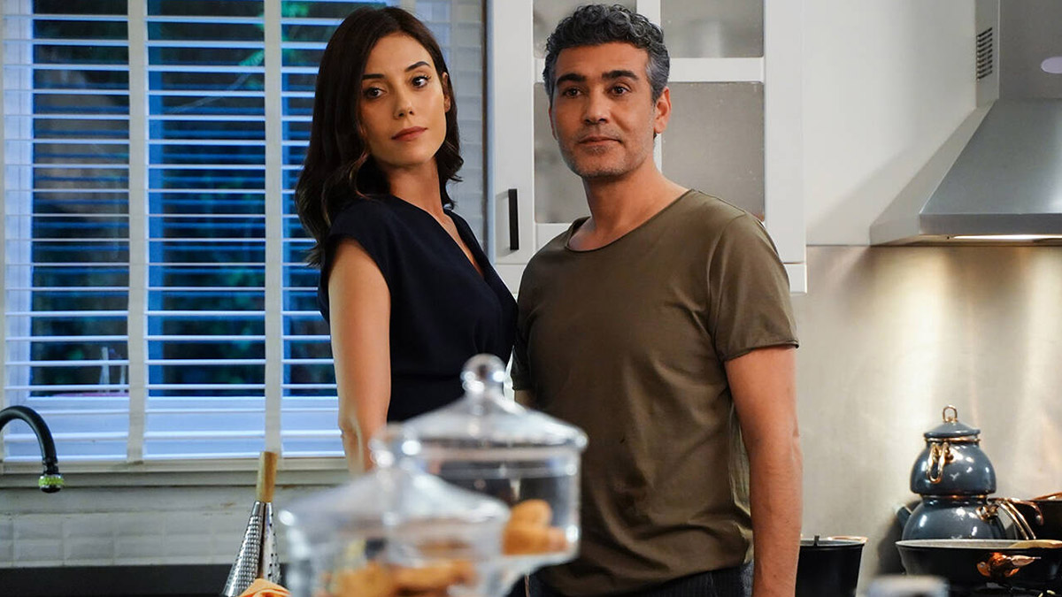 Sadakatsiz'de Asya gözünü kararttı: Gizemli ve sert bir oyun başlıyor!