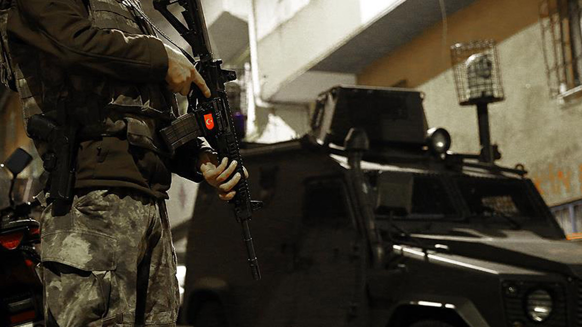 Samsun'da eş zamanlı DEAŞ baskını!