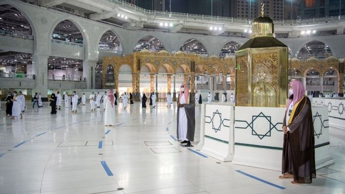 Suudi Arabistan'da yurt dışından umreye kısmi izin