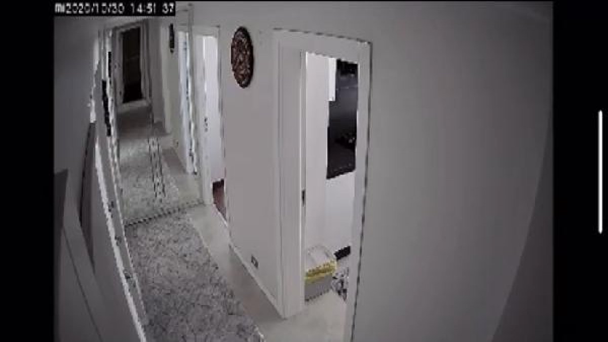 İzmir'deki depremin şiddeti güvenlik kamerasında