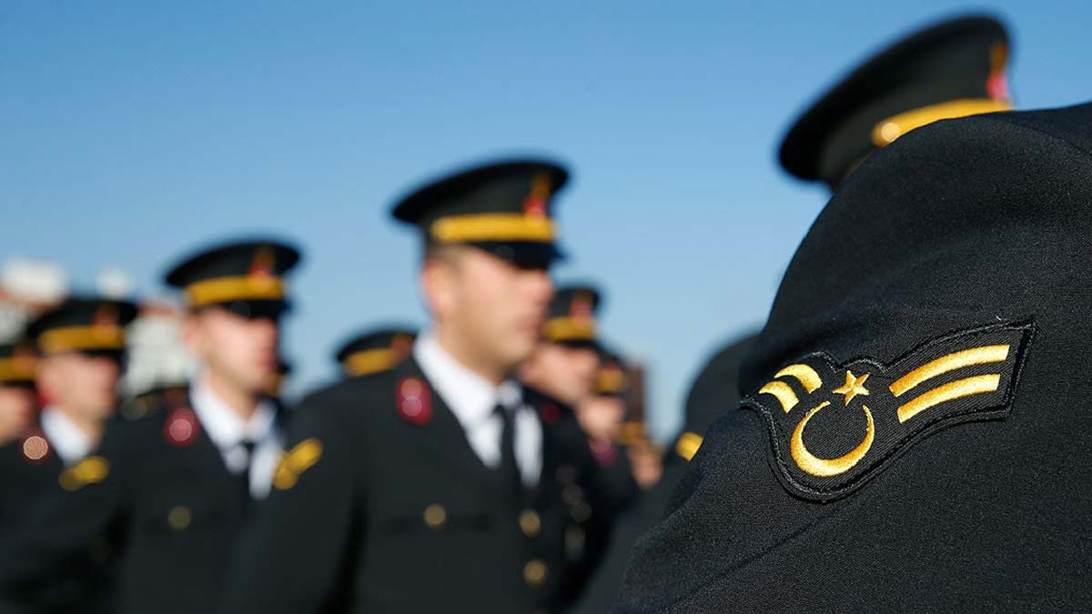 Son dakika! TSK'dan 20 bin 571 personel ihraç edildi