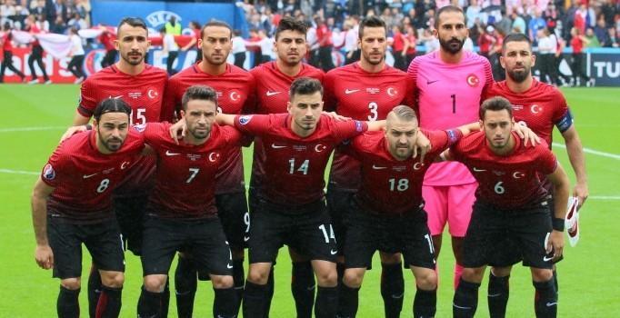 Beşiktaşlı futbolcular primleri geri mi verdi?