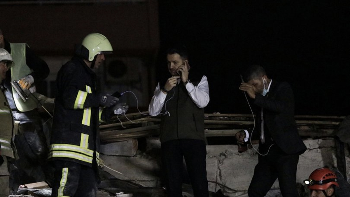 Bakan tepki çeken hareketiyle ilgili konuştu: Bir anda oldu