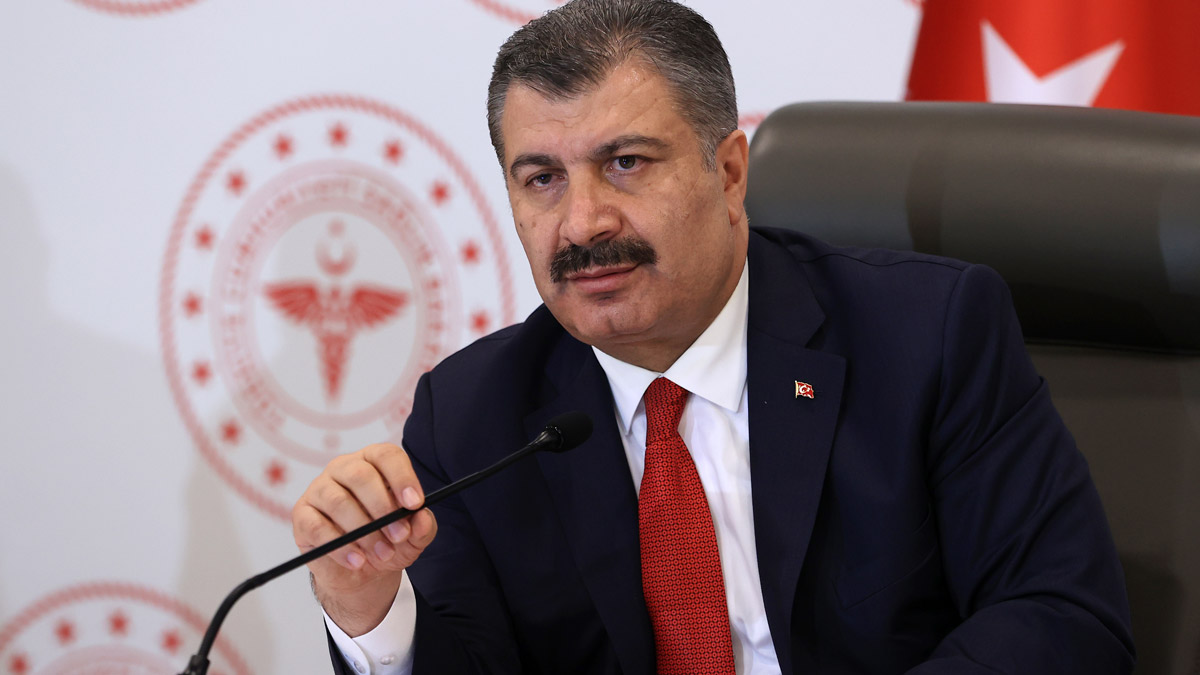 Bakan Koca'dan İzmir uyarısı: Zor günleri daha da zorlaştırmayalım