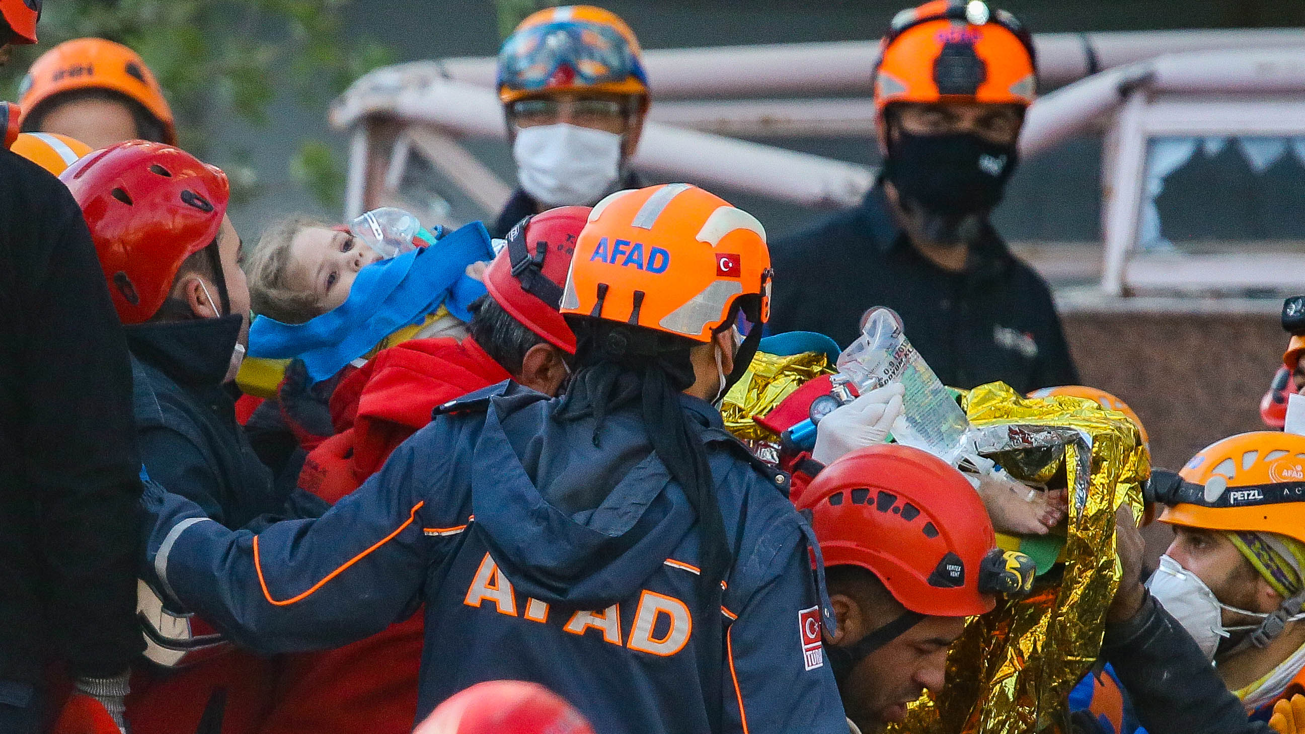 Son Dakika!.. İzmir'de 91 saat sonra mucize: Aydan bebek yaralı olarak kurtarıldı