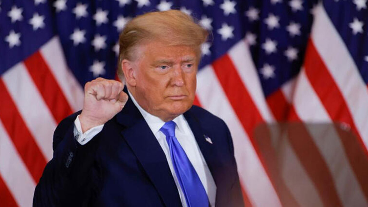 Flaş! Trump cebinden zarfı çıkardı, zafer ilan etti