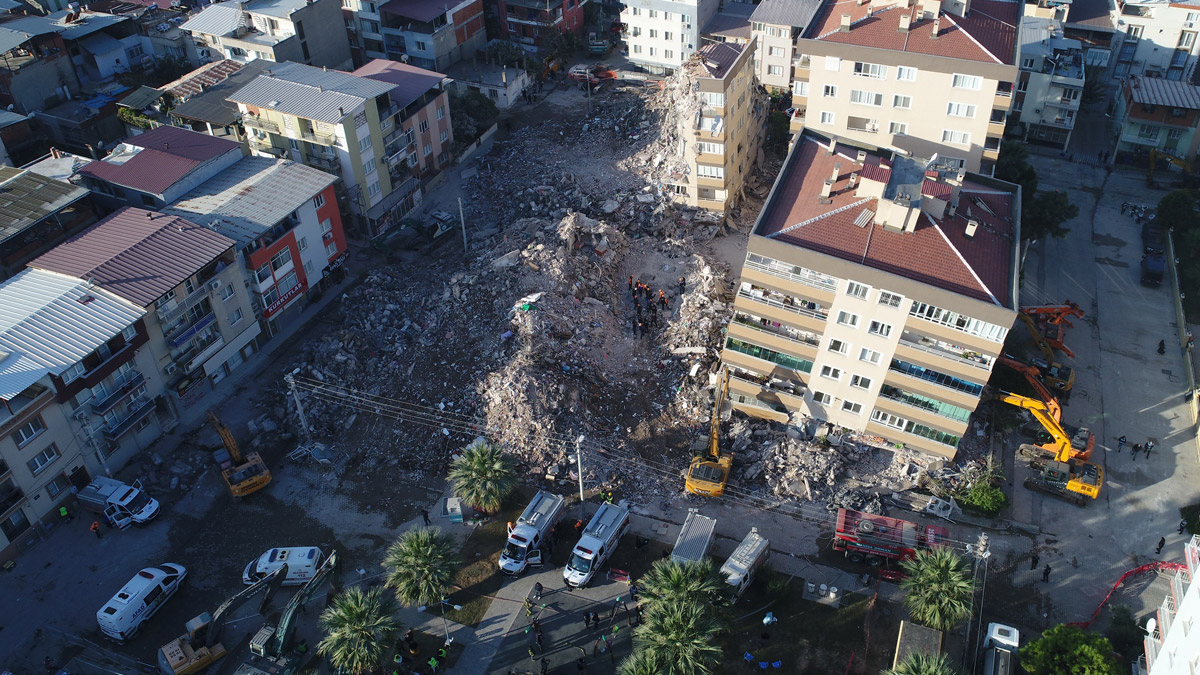 DEVA'dan İzmir depremi raporu: 'Katil bina'yı yapan kadar, ona göz yuman da sorumludur