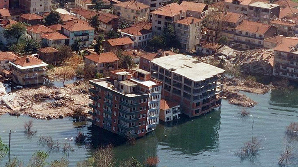 İstanbul'da riskli alan ilan edilen yerler, ilçeler, mahalleler