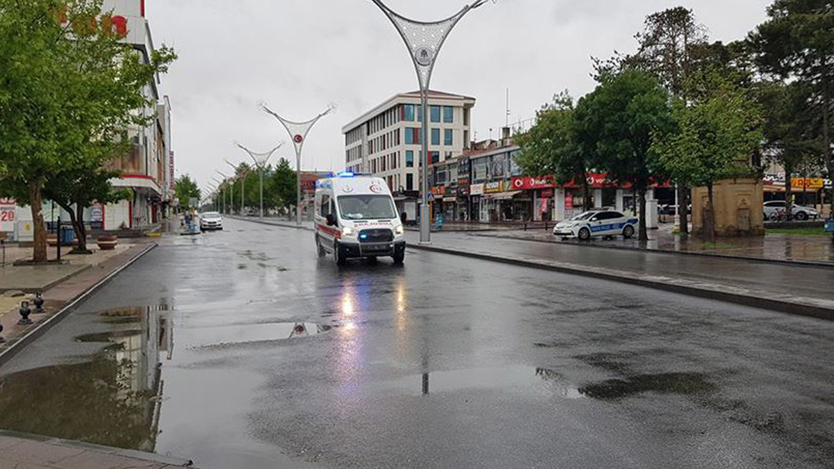 Muş'ta sokakta sigara içmek artık yasak