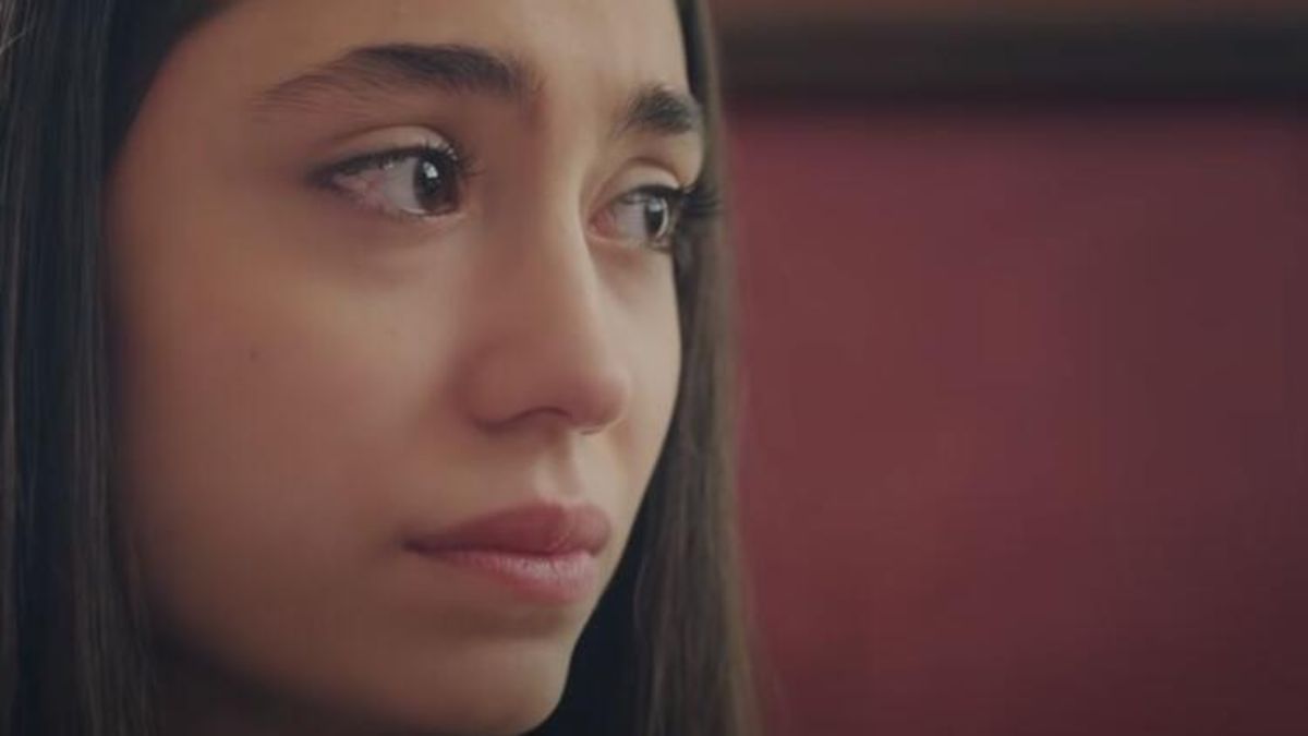 Melek yaşadığı pişmanlığı gözyaşları içinde anlatıyor