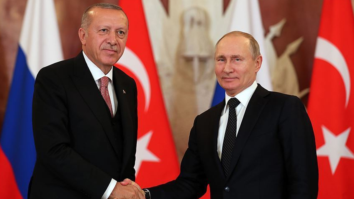 Erdoğan'la Putin telefonda görüştü: Gündem Karabağ