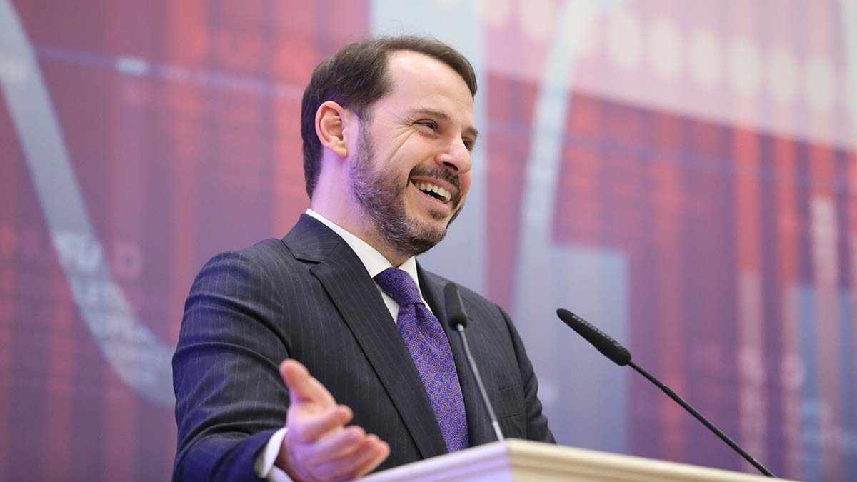 Ekonomistlerden 'istifa' tarzına sert tepki: Bu kadar aciz miydik!