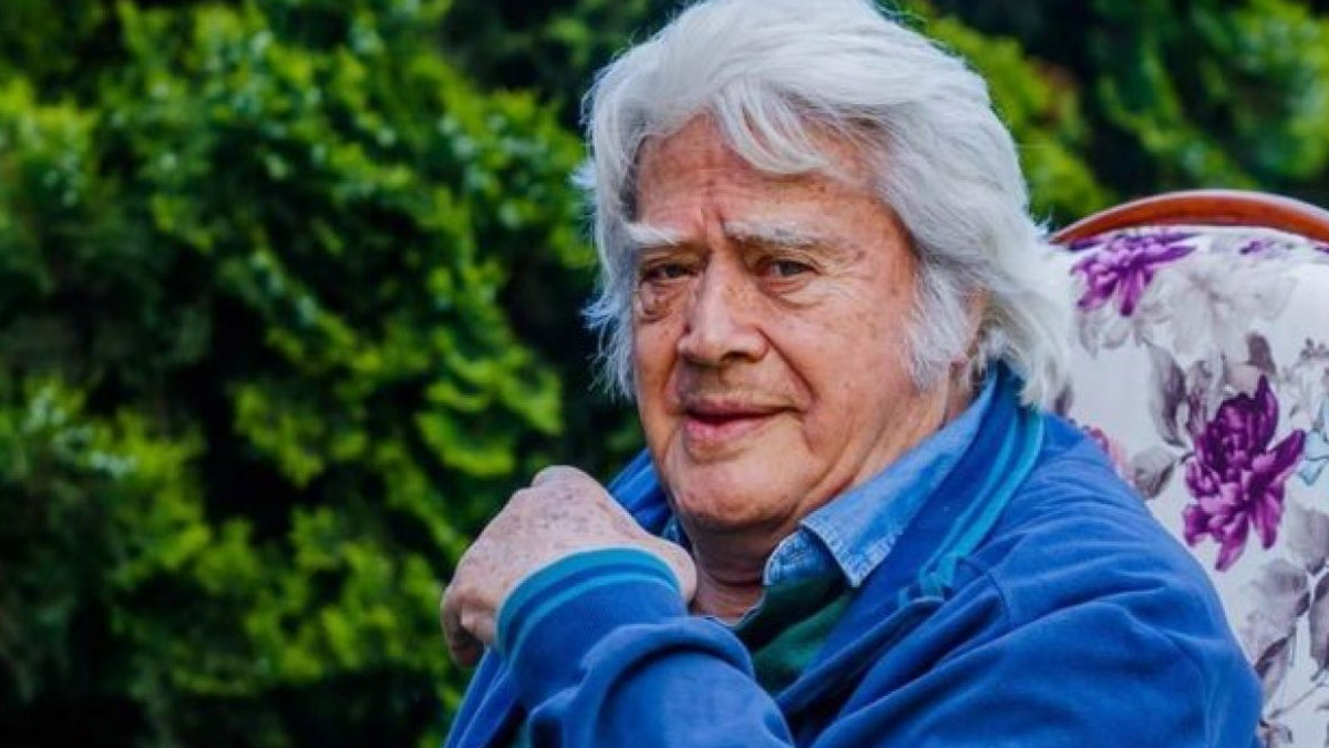 Usta oyuncu Cüneyt Arkın film kazalarında aldığı yaraları açıkladı