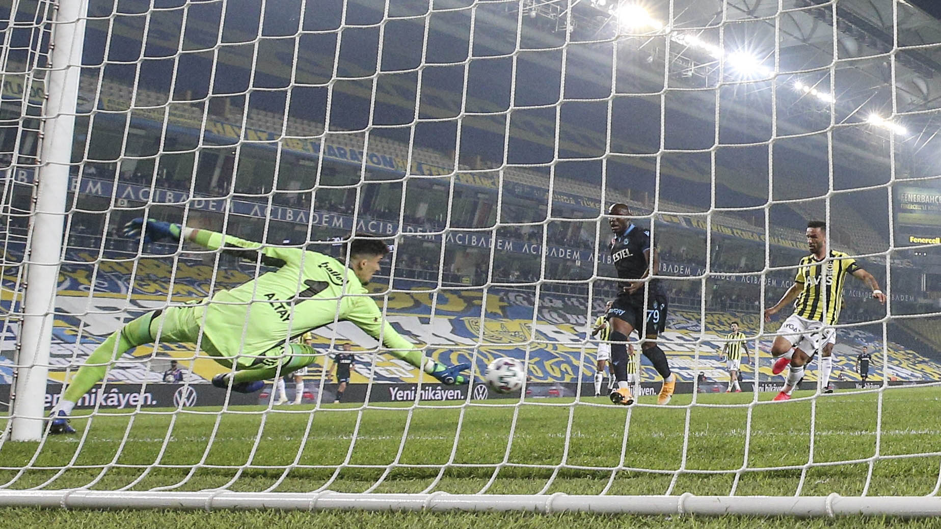 A Milli Takım kadrosuna sürpriz isim: Kritik maç öncesi açıklandı