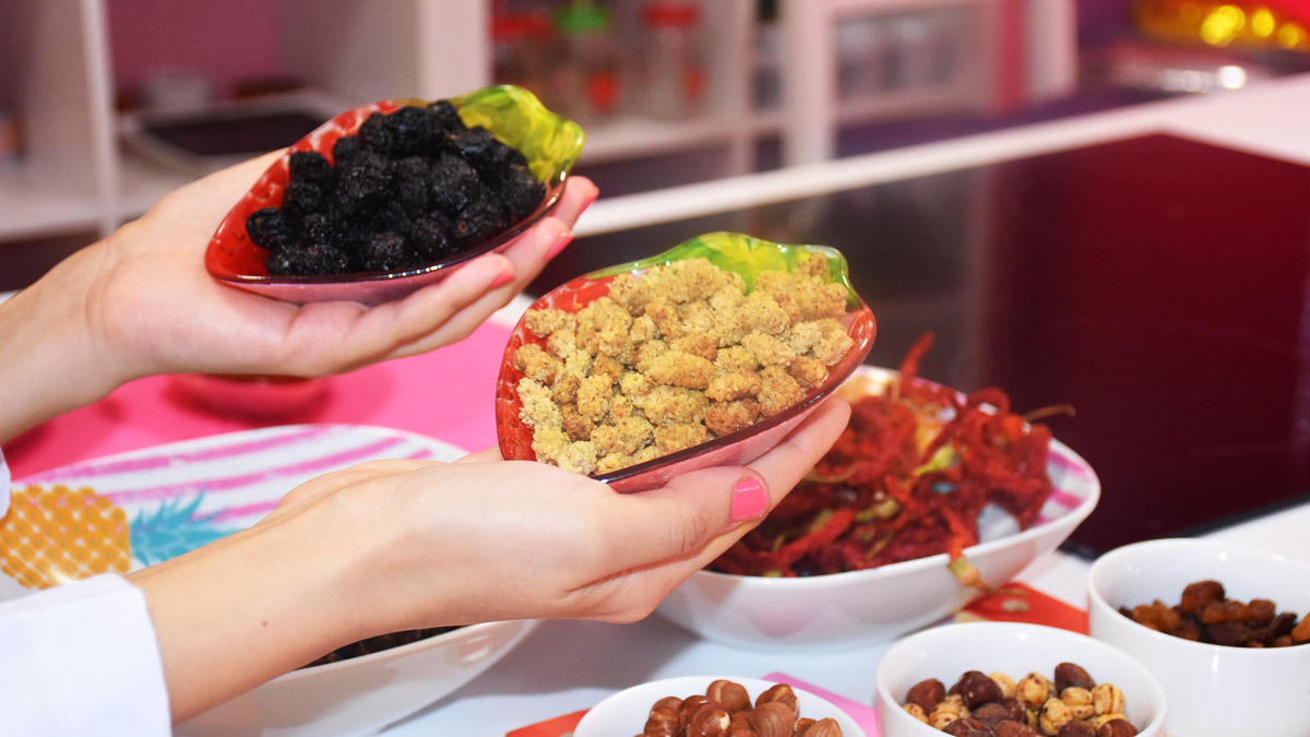 Herkes severek tüketiyor! İşte kurutulmuş gıdalardaki gizli tehlike