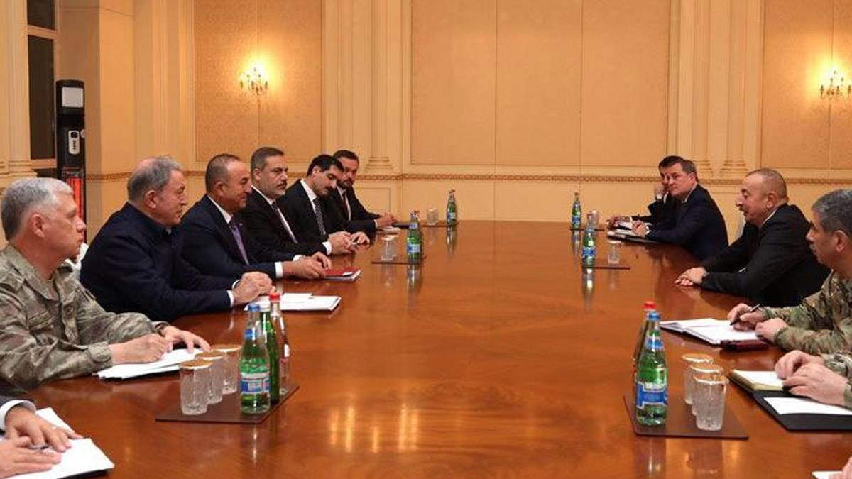 Azerbaycan’a üst düzey tebrik ziyareti