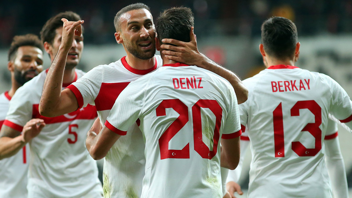 Dolmabahçe'de 6 gollü müthiş karşılaşma