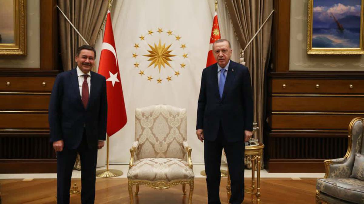 Beştepe'de sürpriz görüşme... Erdoğan, Melih Gökçek'i kabul etti