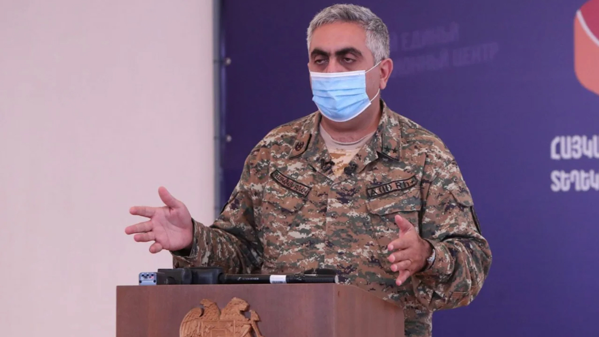 Yenilginin ardından Ermenistan'ta istifa geldi