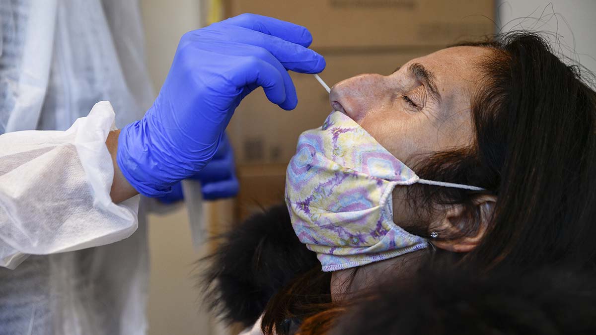 Sağlık Bakanlığı'ndan Kovid-19 talimatı: Belirti yoksa temaslılara test yapılamayacak!