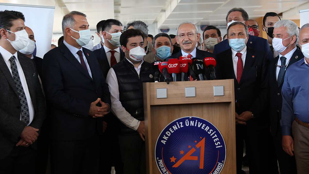 CHP Genel Başkanı Kılıçdaroğlu'ndan Başkan Muhittin Böcek'e ziyaret