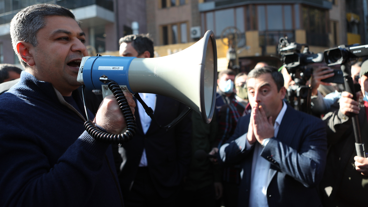 Ermenistan karıştı! Paşinyan'a 'suikast' iddiası