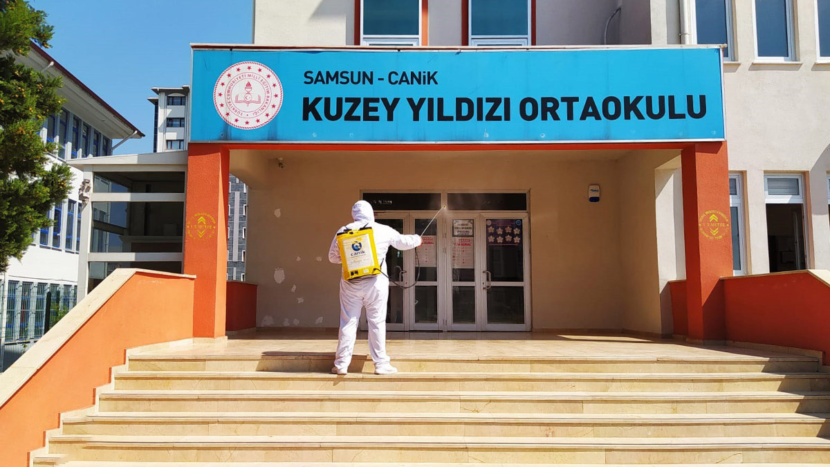 Bakan Selçuk: Tüm kademelerde yüz yüze eğitime şartlar izin vermiyor