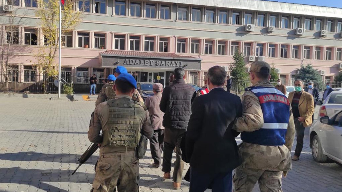 PKK'nın YPS sorumlusu olan terörist yaralı yakalandı