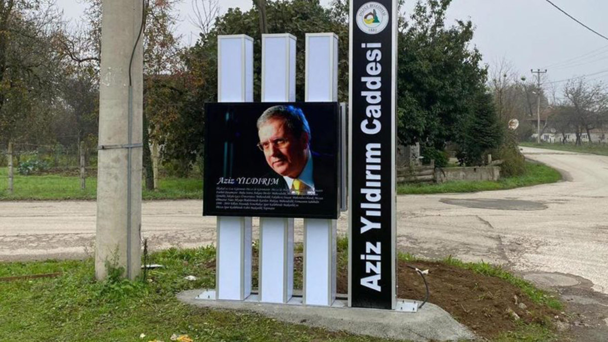 Aziz Yıldırım'ın ismi Düzce'de bir caddeye verildi