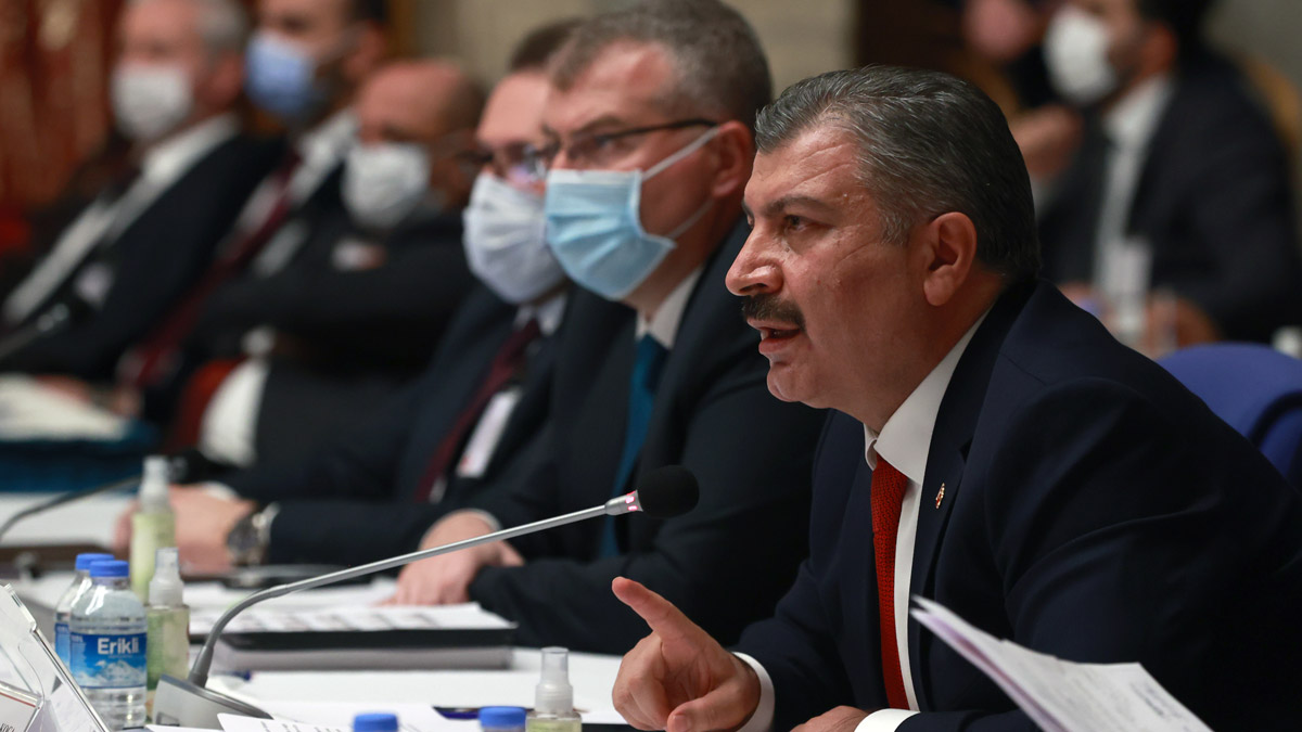 Bakan Koca'dan aşı açıklaması: İlk etapta 1 milyon gelecek